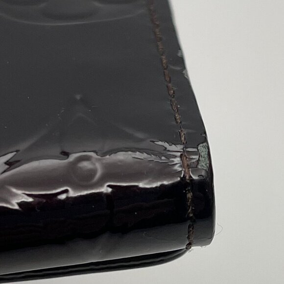 Louis Vuitton Monogram Vernis Patent Leather 4-Key Case - Amarante - Preowned - Picture 8 of 13